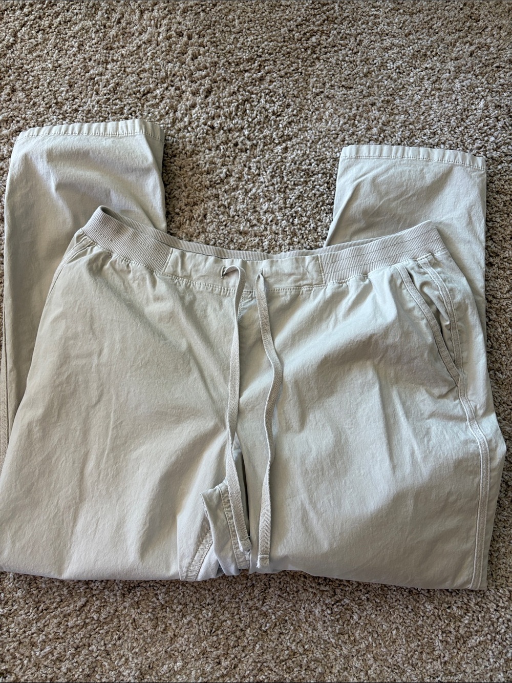 Cotton blend khaki ankle pants